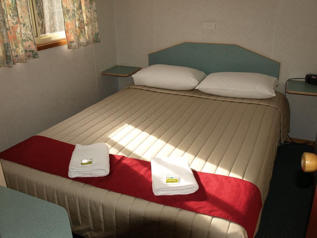 Cowra Holiday Park Habitación foto