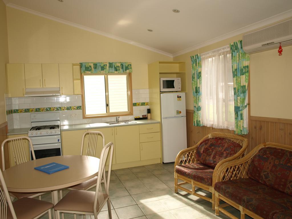 Cowra Holiday Park Habitación foto